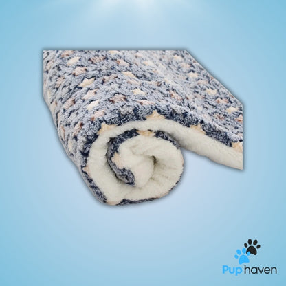 Plush and cozy sleeping mat designed for pets of all sizes, offering comfort and support during relaxation time.